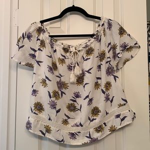 Old Navy Medium Petite sunflower print cotton blouse